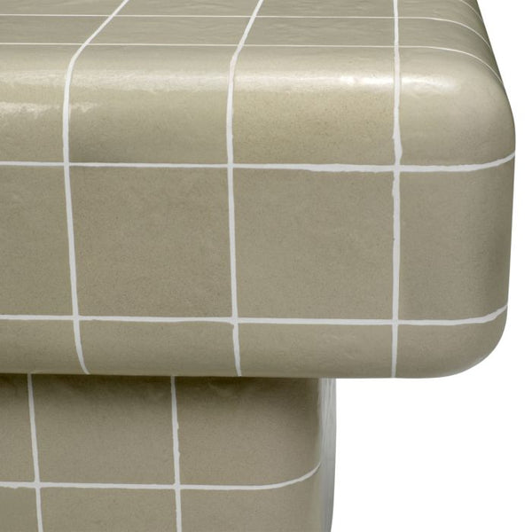Mateo Outdoor Side Table, 17.72″ x 23.62"