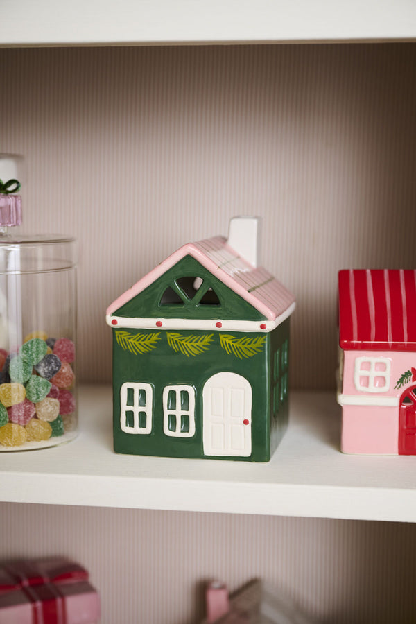 Merrivale House Figurine 4.25"x 5.75"