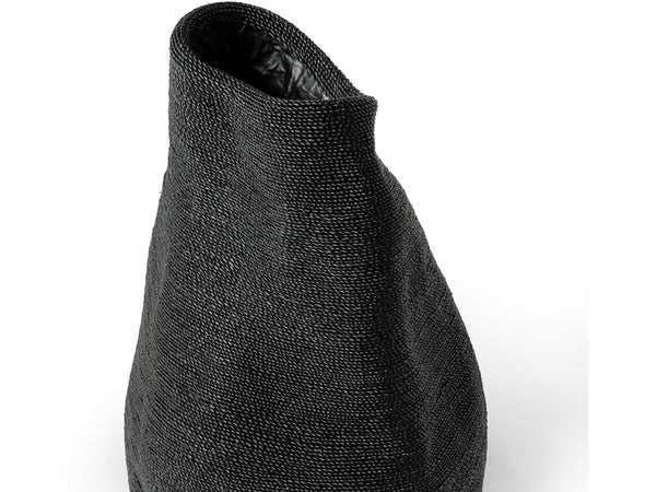 Jaden Urn Tall, Black, 21.25"H
