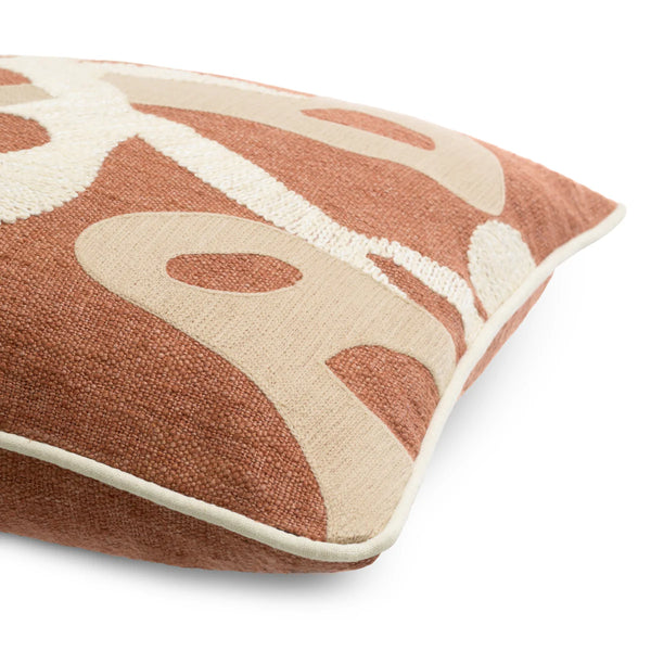 Saphira Lumbar, Orange/Natural, 23.62″ x 15.75″