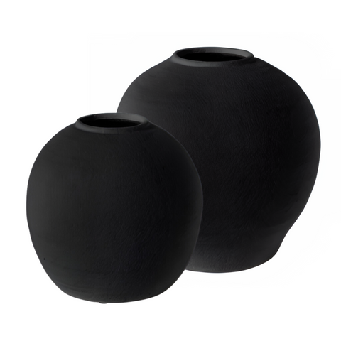 Konos Vase, Black, 2 Sizes