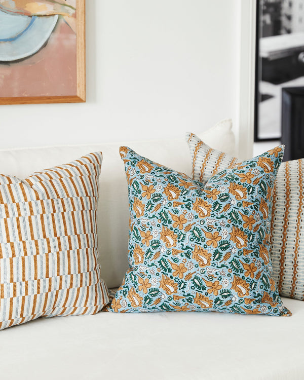 Hanko Sahara Linen Cushion, 22" x 22"