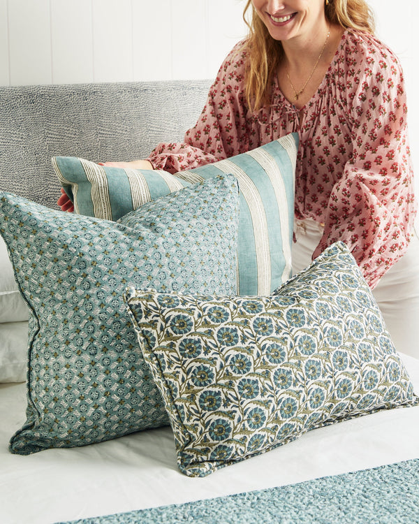 Berber Celadon Moss Linen Cushion, 22" x 22"