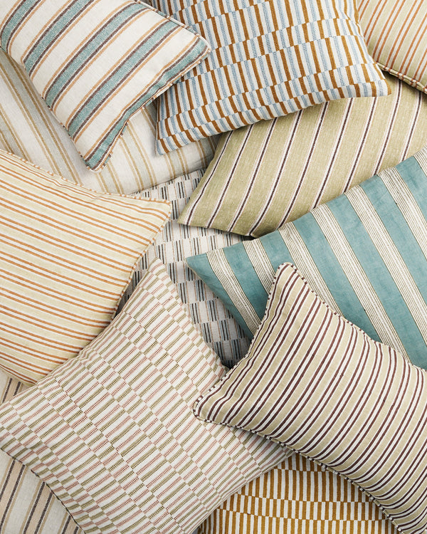 Hanko Sahara Linen Cushion, 22" x 22"