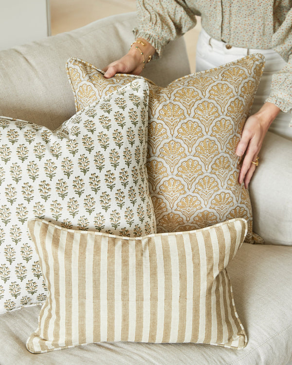 Bodrum Shell Linen Cushion, 12" x 18"