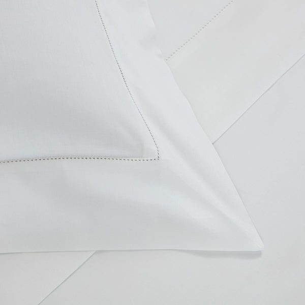 Single Ajour Bedding Collection, White