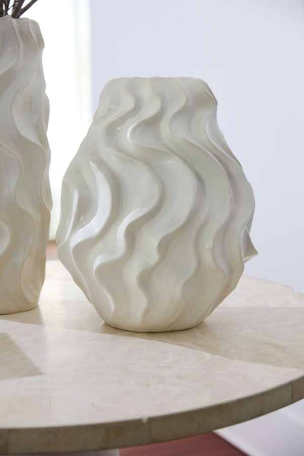 Thessaly Vase, 16.25"