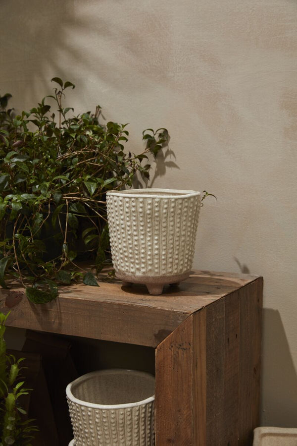 Elias Footed Pot, 7" x 7.25"
