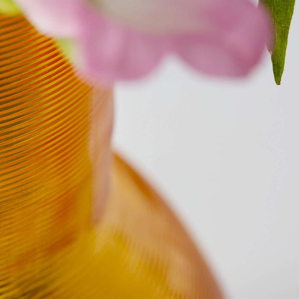 Yeola Vase Medium, Gold