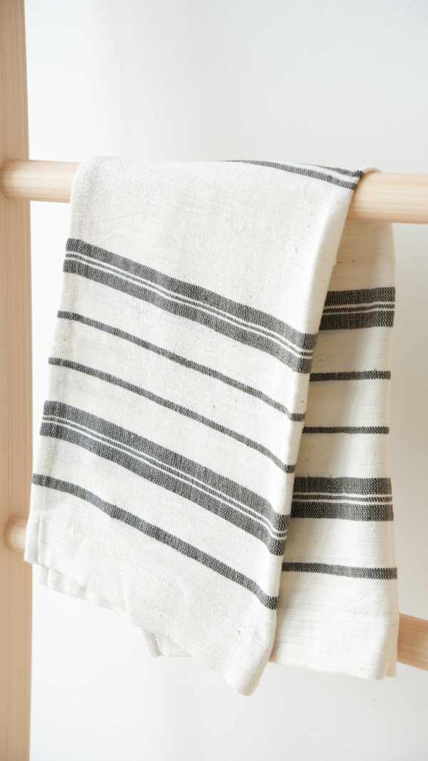 Avery Tea Towel, Grey