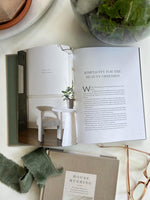House Hushing: The Simple Method to Declutter and Decorate for a More Peaceful Home