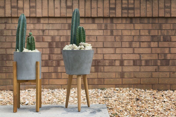 Berlin Pot Planter, 14.5"x 25.75"
