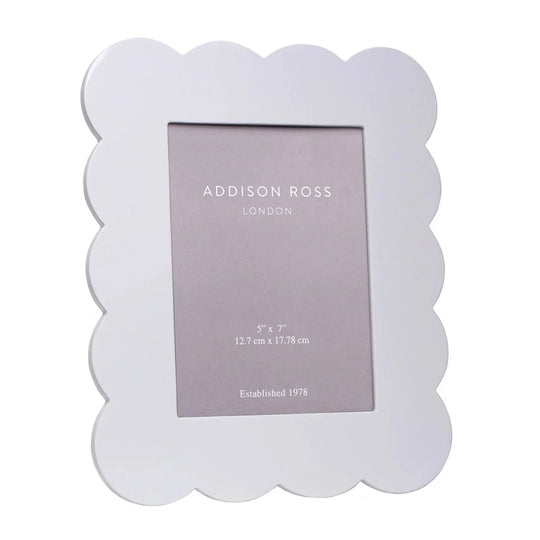 White Scalloped Lacquer Photo Frame, 5 x 7"