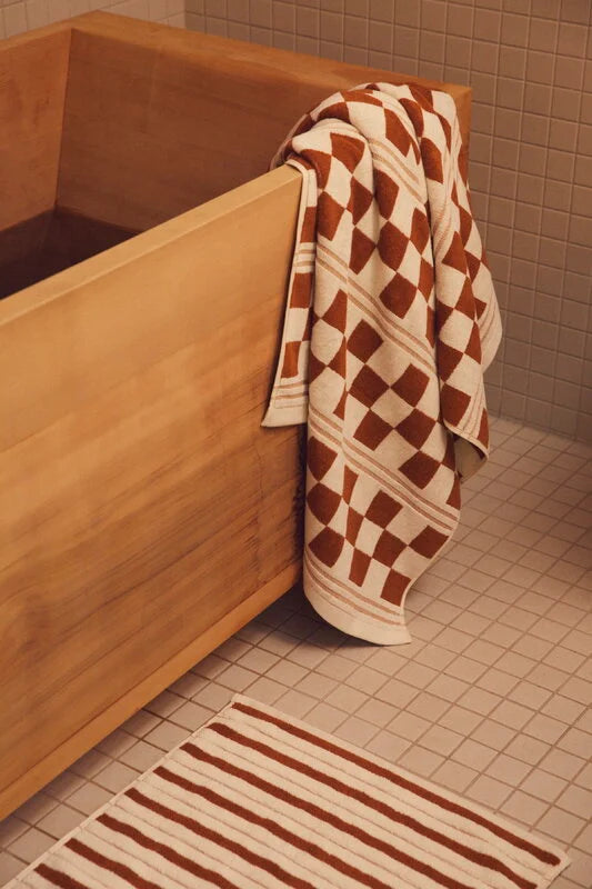 Busby Pool Towel, Fuyu & Chalk