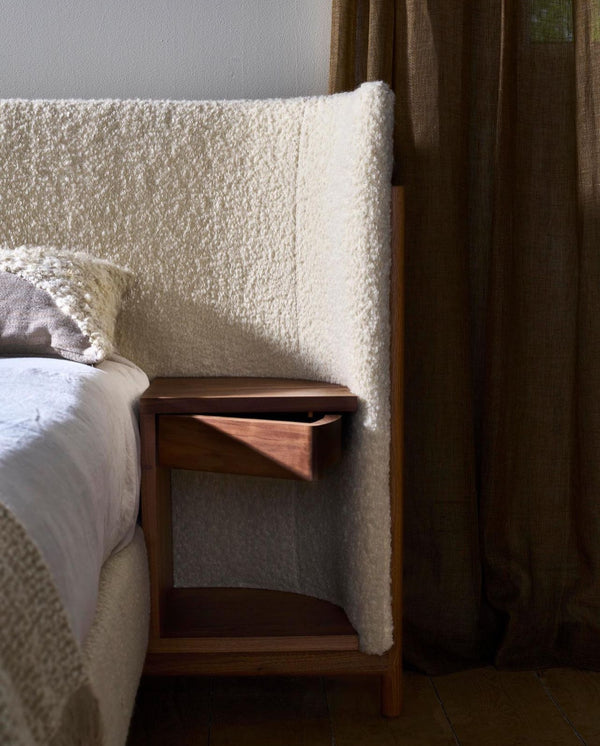 Sullivan King Bed, Natural