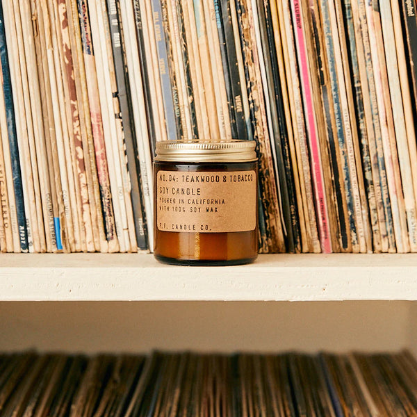 No. 04 Teakwood & Tobacco Soy Candle, 3 Sizes