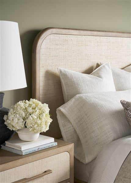 Reveal Bed, King & Queen, Navajo / Snowdrift on Raffia