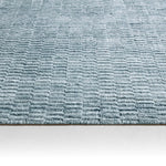 Roan Rug, ROA01