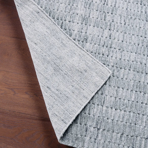 Roan Rug, ROA02
