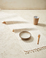 Panalito Runner, Cream