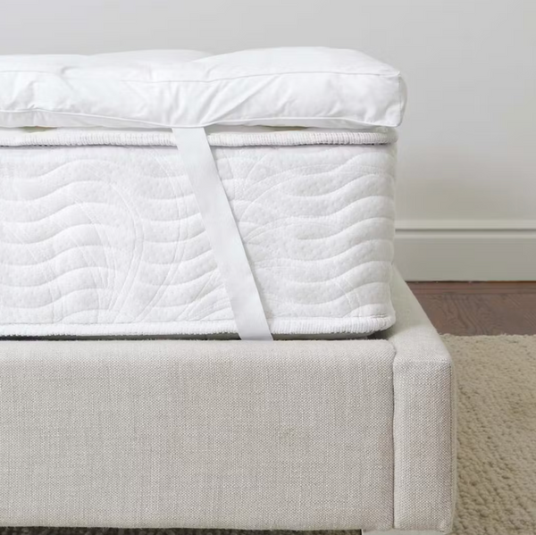 Saatva Down Alternative Featherbed Topper