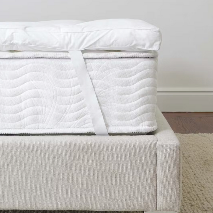 Saatva Down Alternative Featherbed Topper