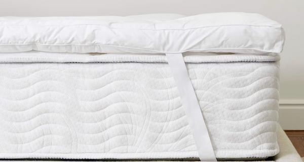 Saatva Down Alternative Featherbed Topper