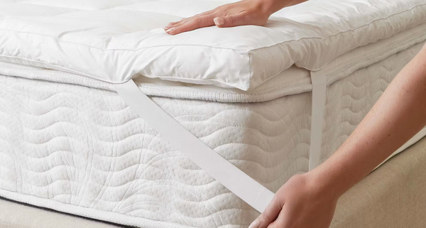 Saatva Down Alternative Featherbed Topper