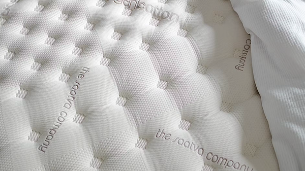 Saatva Classic Mattress, 11.5" or 14.5", Luxury Hybrid Innerspring (Most Popular), King, Queen, Full, Twin XL, Twin