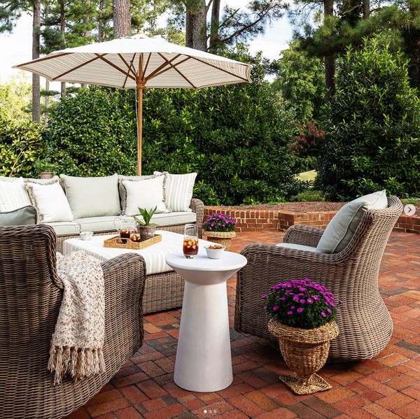 Sag Harbor Swivel Rocker Chair, Oyster/Canvas