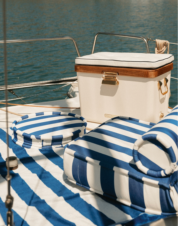 The Hemingway Cooler - Antique White, 35 QT