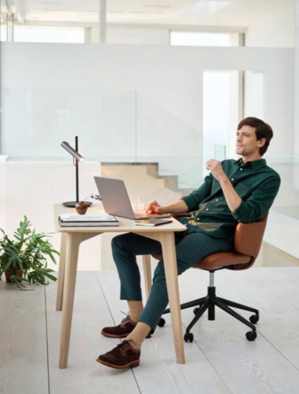 Laurel V2 Office Chair, Low Back with Arms, Paloma Copper/Black