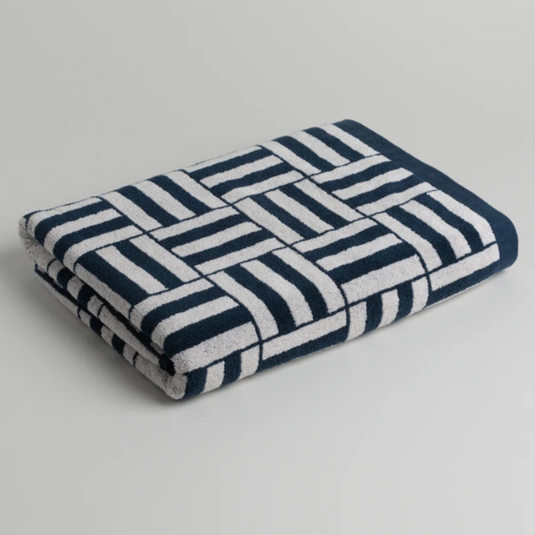 Willis Pool Towel, Obsidian & Stone