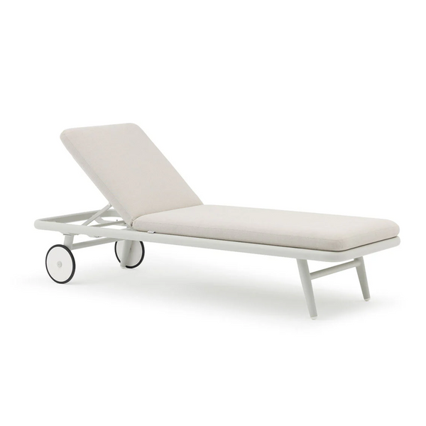 Scoop Chaise Lounge