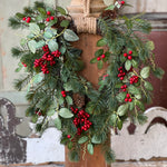 Elmsley Pine & Berry Wreath, 18"