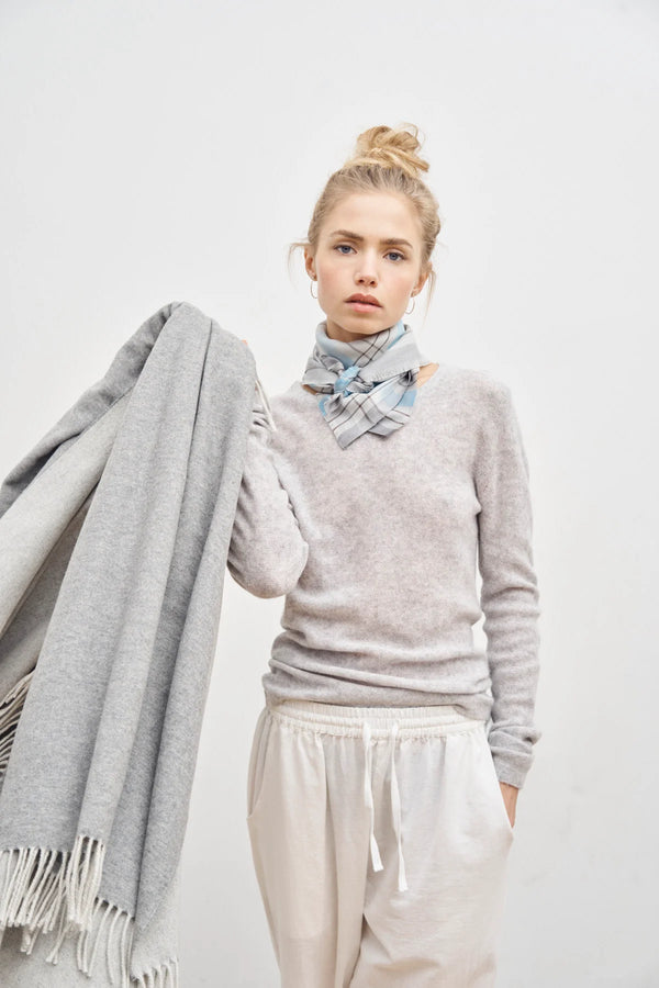 Calm Throw, Shades of Gray