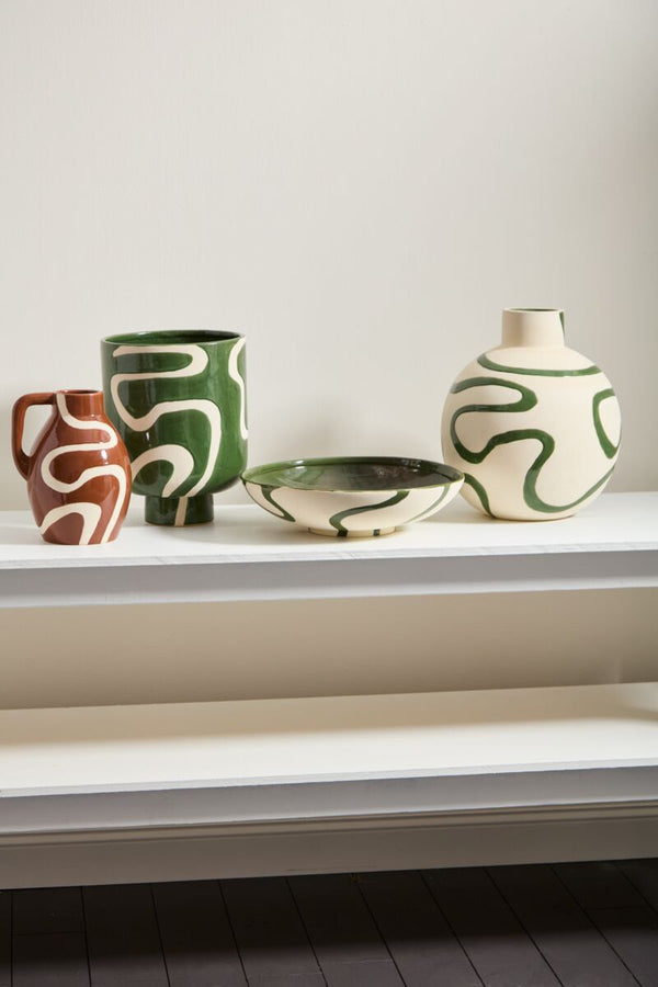 Curvature Vase, 15"x 17.5"