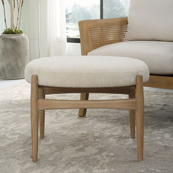 Acrobat Small Bench, 25"W x 19"H x 20"D