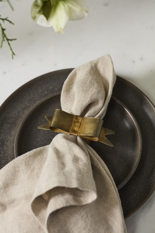 Hattie Bow Napkin Ring - Brass