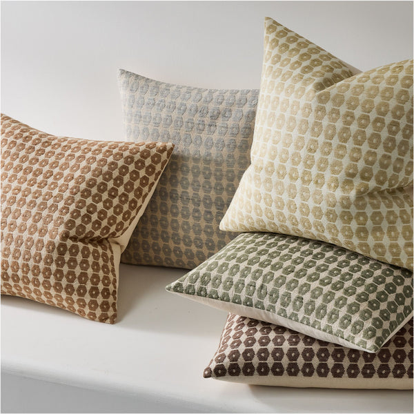 Honeycomb Silk Pillow Cover - Pecan, 20" x 20"