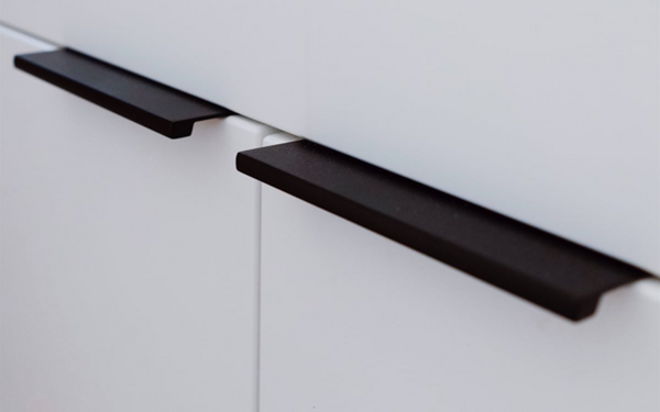 Contemporary 7-1/4" Cabinet Edge Pull, Flat Black, Sold Individually