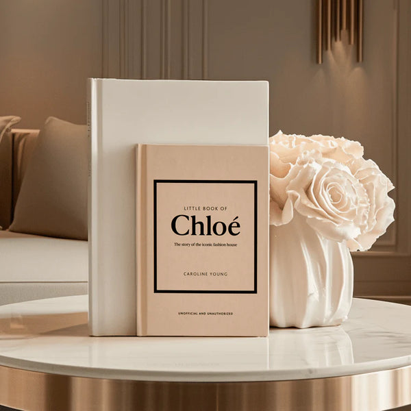 Little Book of Chloé