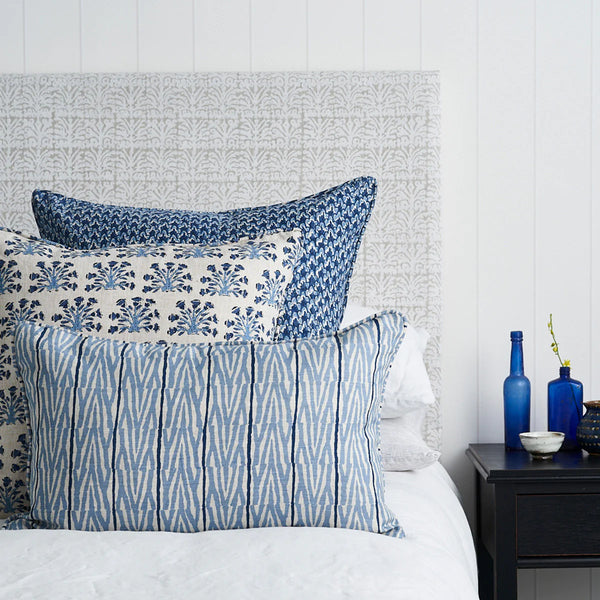 Samode Riviera Linen Cushion, 20" x 20"