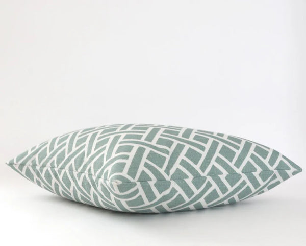 Tisbury Outdoor, Aqua, 14" x 20"