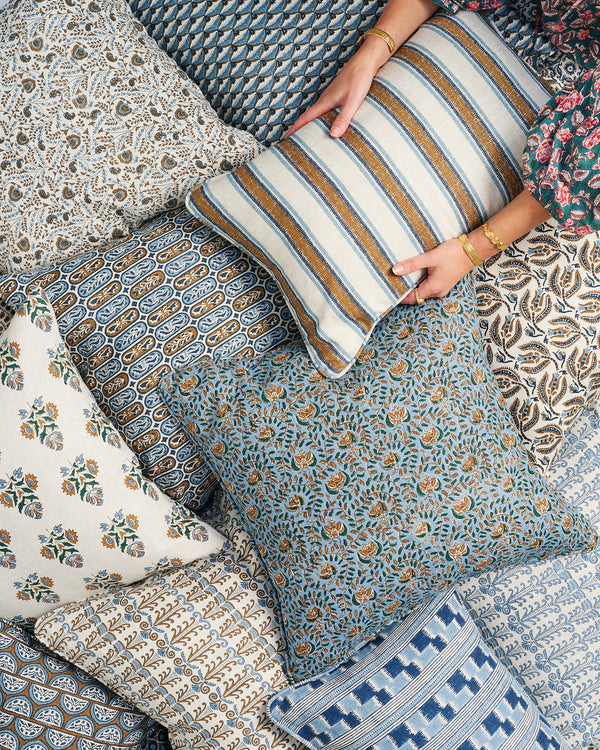 Lido Tobacco Linen Cushion, 14" x 22"