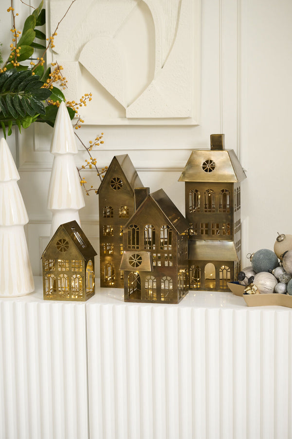 Township House, 18"H