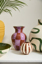 Curvature Vase, 15"x 17.5"