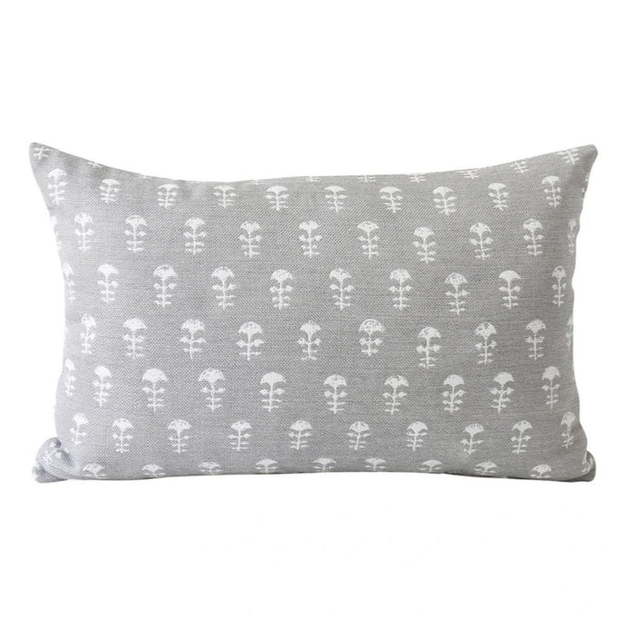 Yukka Albatross Indoor/ Outdoor Cushion, 14" x 22"