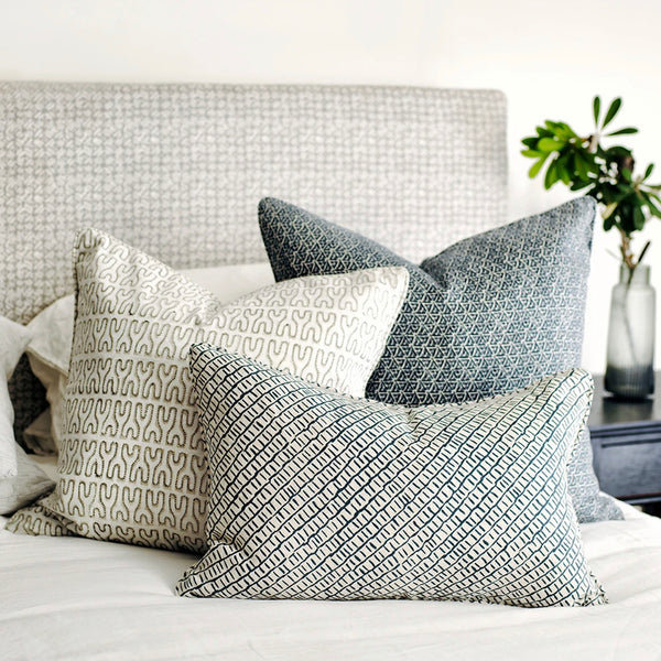 Nagari Chalk Linen Cushion, 20" x 20"