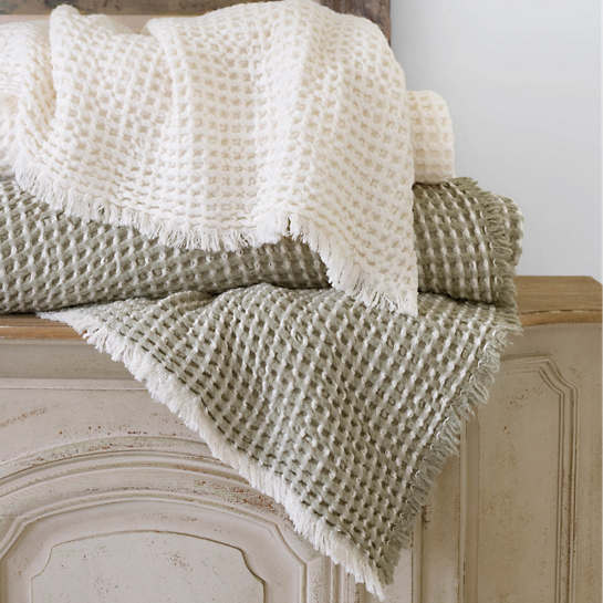Dorothy Plaster Blanket, 2 Sizes